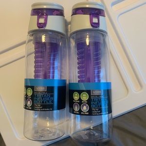 Tritan water infuser bottles set of 2 NEW